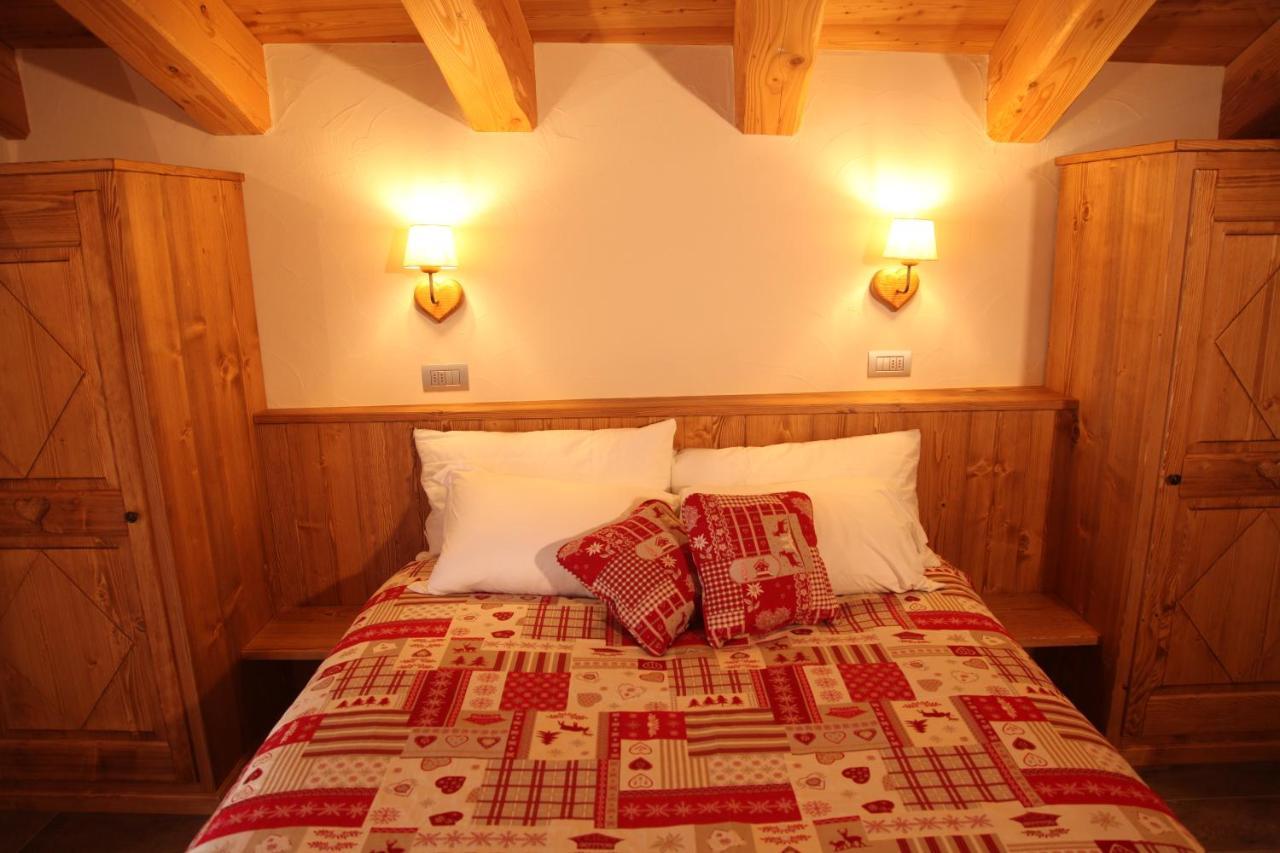 Bed and Breakfast Mi Casa Tu Casa Brusson Esterno foto