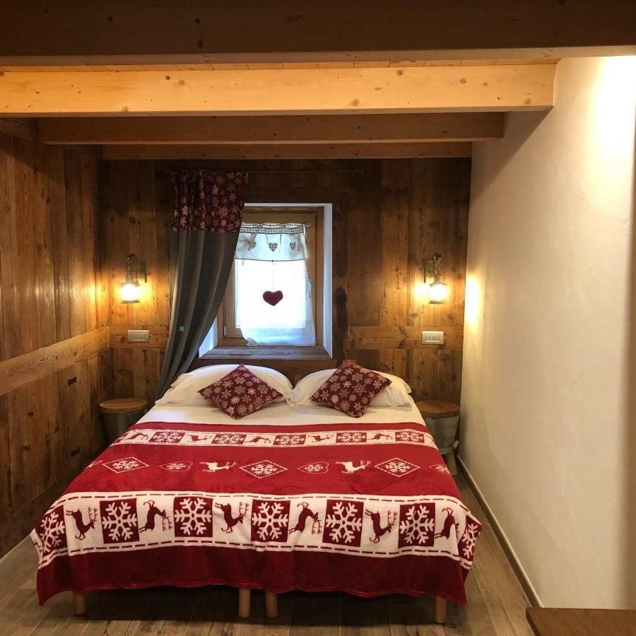 Bed and Breakfast Mi Casa Tu Casa Brusson Esterno foto