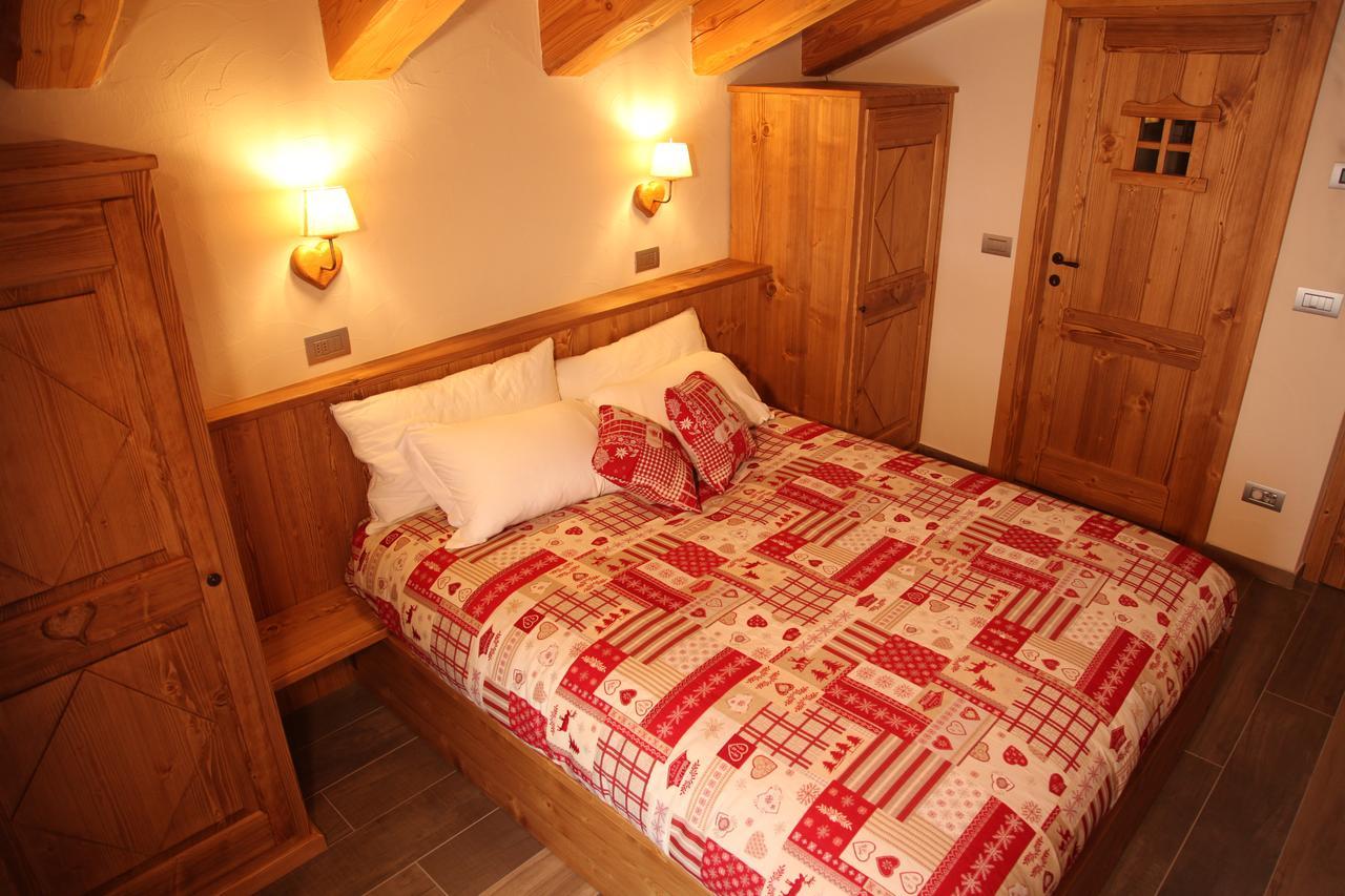 Bed and Breakfast Mi Casa Tu Casa Brusson Esterno foto