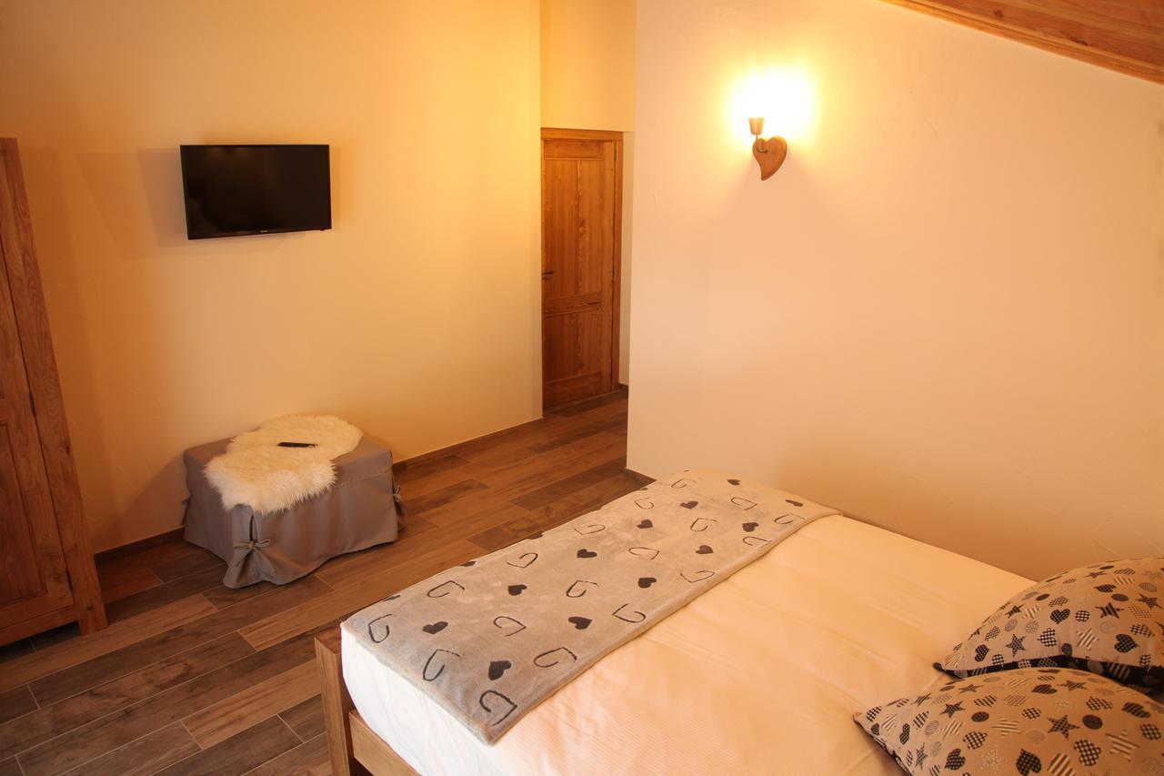 Bed and Breakfast Mi Casa Tu Casa Brusson Esterno foto